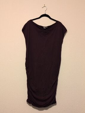 GAP Maternity Scoop Neck Tunic Dress in Deep Plum